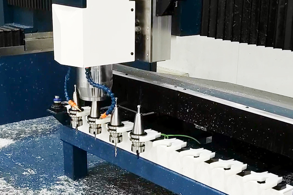 W15-2530四軸擺頭加工中心